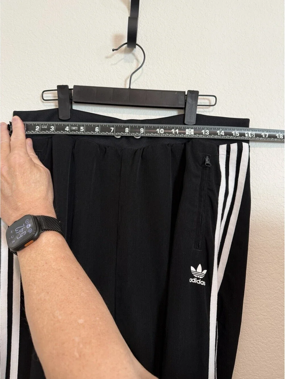 Adidas Sport Joggers Men's Size Medium Tailored Leg Black Logo